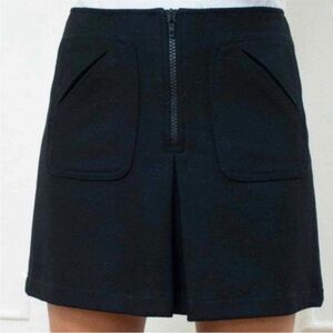 GAP Black Women's Wool Mini Skirt with Front Pockets NWOT Size 0